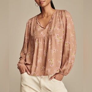 🌻🆕LUCKY BRAND Printed Volume Sleeve Peasant Top-Taupe Floral-Size Small